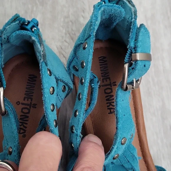 MINNETONKA Women's Sandals Suede Fringe Wedge wedge Turquoise  Size 6 - Picture 10 of 11